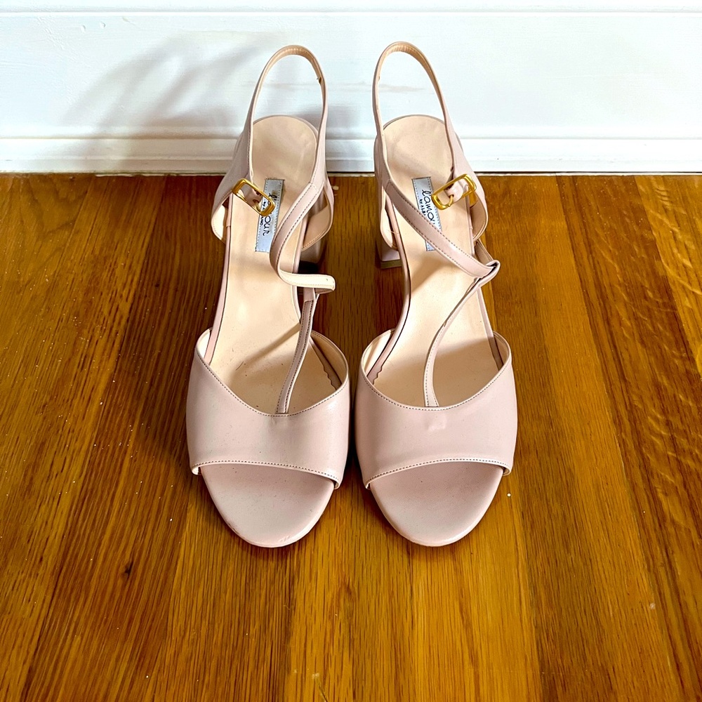 Mary Jane pink leather shoes